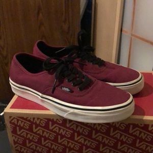 Van Authentics - Maroon/White Size 7.5